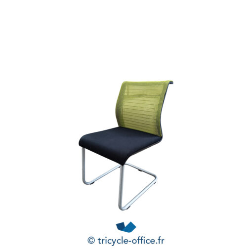Tricycle-Office-mobilier-bureau-occasion-Chaise-visiteur-STEELCASE-Think-verte-et-noire (2)