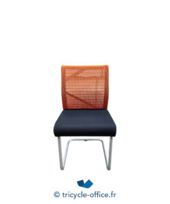 Tricycle-Office-mobilier-bureau-occasion-Chaise-visiteur-STEELCASE-Think-orange-et-noire (1)
