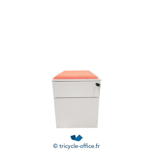 Tricycle Office Mobilier Bureau Occasion Caisson Blanc 2 Tiroirs STEELCASE Petit Pouf Orange (1)