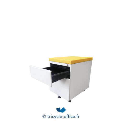Tricycle Office Mobilier Bureau Occasion Caisson Blanc 2 Tiroirs STEELCASE Pouf Jaune (2)