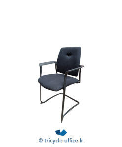 Tricycle-Office-mobilier-bureau-occasion-Chaise-visiteur-noir-avec-accoudoirs (2)