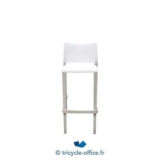 Tricycle-Office-mobilier-bureau-occasion-Tabouret-haut-PEDRALI-Volt-678-blanc (1)