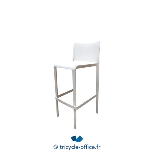 Tricycle-Office-mobilier-bureau-occasion-Tabouret-haut-PEDRALI-Volt-678-blanc (2)