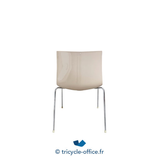 Tricycle-Office-mobilier-bureau-occasion-Chaise-ARPER-blanche-dossier-extérieur-marron (1)