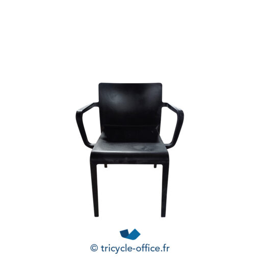 Tricycle-Office-mobilier-bureau-occasion-Chaise-visiteur-PEDRALI-Volt-noire (1)