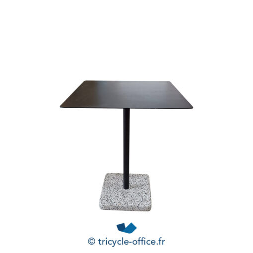 Tricycle-Office-mobilier-bureau-occasion-Table-carré-HAY-Terrazzo