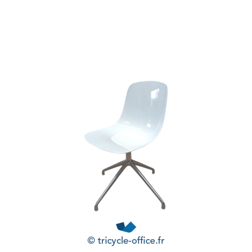 Tricycle-Office-mobilier-bureau-occasion-Chaise-visiteur-INFINITI-Pure-Loop-bleu (2)