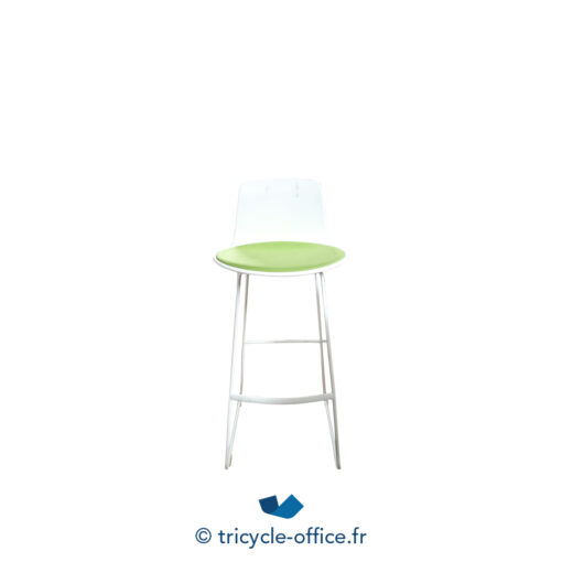 Tricycle-Office-mobilier-bureau-Tabouret-haut-ENEA-Lottus-blanc-pouf-vert (1)