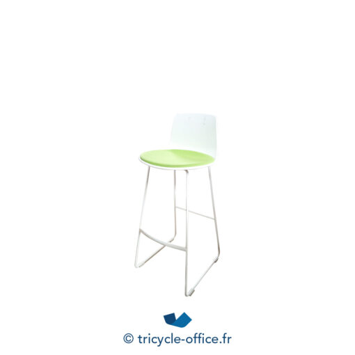 Tricycle-Office-mobilier-bureau-Tabouret-haut-ENEA-Lottus-blanc-pouf-vert (2)