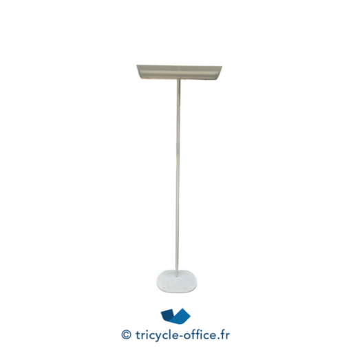 Tricycle-Office-mobilier-bureau-occasion-Lampadaire-de-bureau-blanc