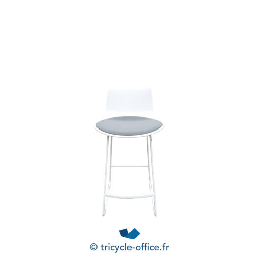 Tricycle-Office-mobilier-bureau-occasion-Tabouret-haut-ENEA-Lottus-blanc-pouf-gris (1)