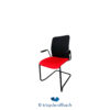 Tricycle-Office-mobilier-bureau-occasion-Chaise-visiteur-rouge-et-noire-avec-accoudoirs (1)