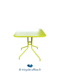 Tricycle-Office-mobilier-bureau-Table-d'extérieur-verte-FERMOB-Luxembourg