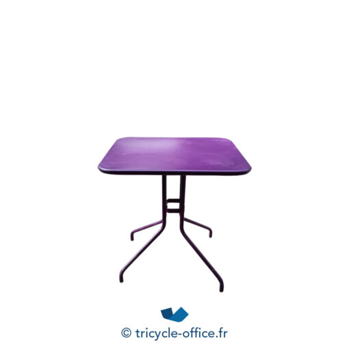 Tricycle-Office-mobilier-bureau-Table-d'extérieur-violette-FERMOB-Luxembourg