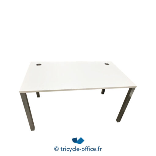 Tricycle-Office-mobilier-bureau-occasion-Bureau-droit-blanc-140x80-cm