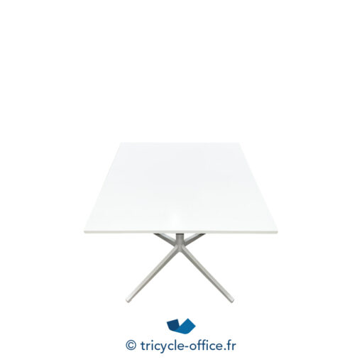 Tricycle-Office-mobilier-bureau-occasion-Table-de-réunion-blanche (1)