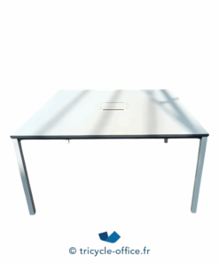 Tricycle-Office-mobilier-bureau-occasion-Table-de-réunion-SEDUS-140x140-cm (1)
