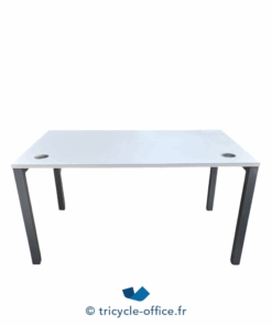 Tricycle-Office-mobilier-bureau-occasion-Bureau-droit-blanc-piètement-gris-140x80-cm