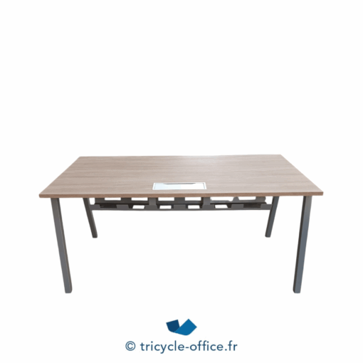 Tricycle-Office-mobilier-bureau-occasion-Bureau-droit-bois-160x80-cm