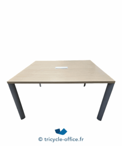 Tricycle-Office-mobilier-bureau-occasion-Table-de-réunion-140x126-cm (1)