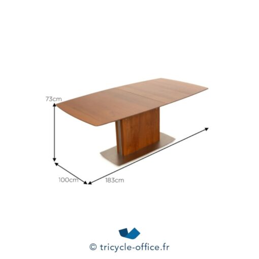 Tricycle-Office-mobilier-bureau-Table de réunion BoConcept