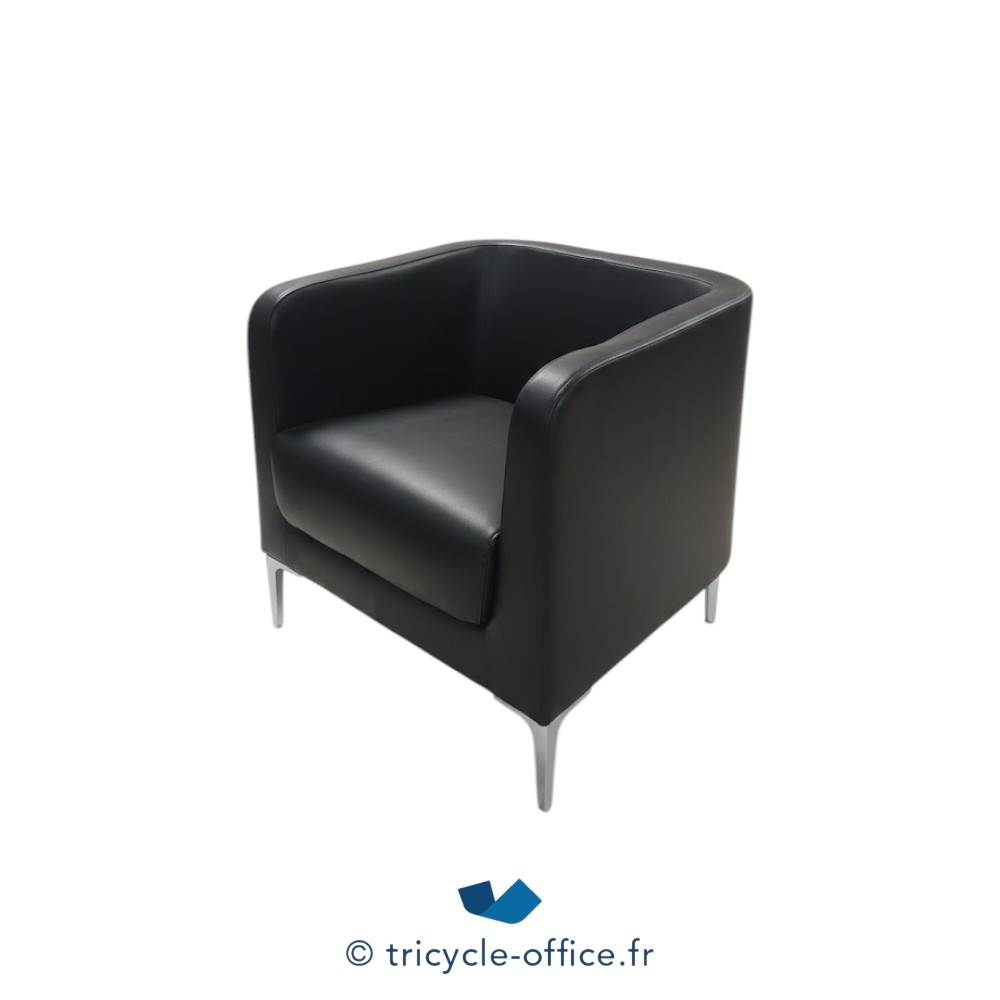 Chauffeuse SEGIS cuir noir – Occasion